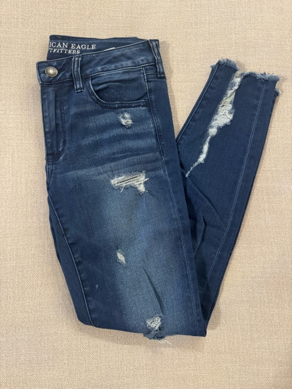 American Eagle Outfitters Women's Dark Blue Ripped Skinny Jeans